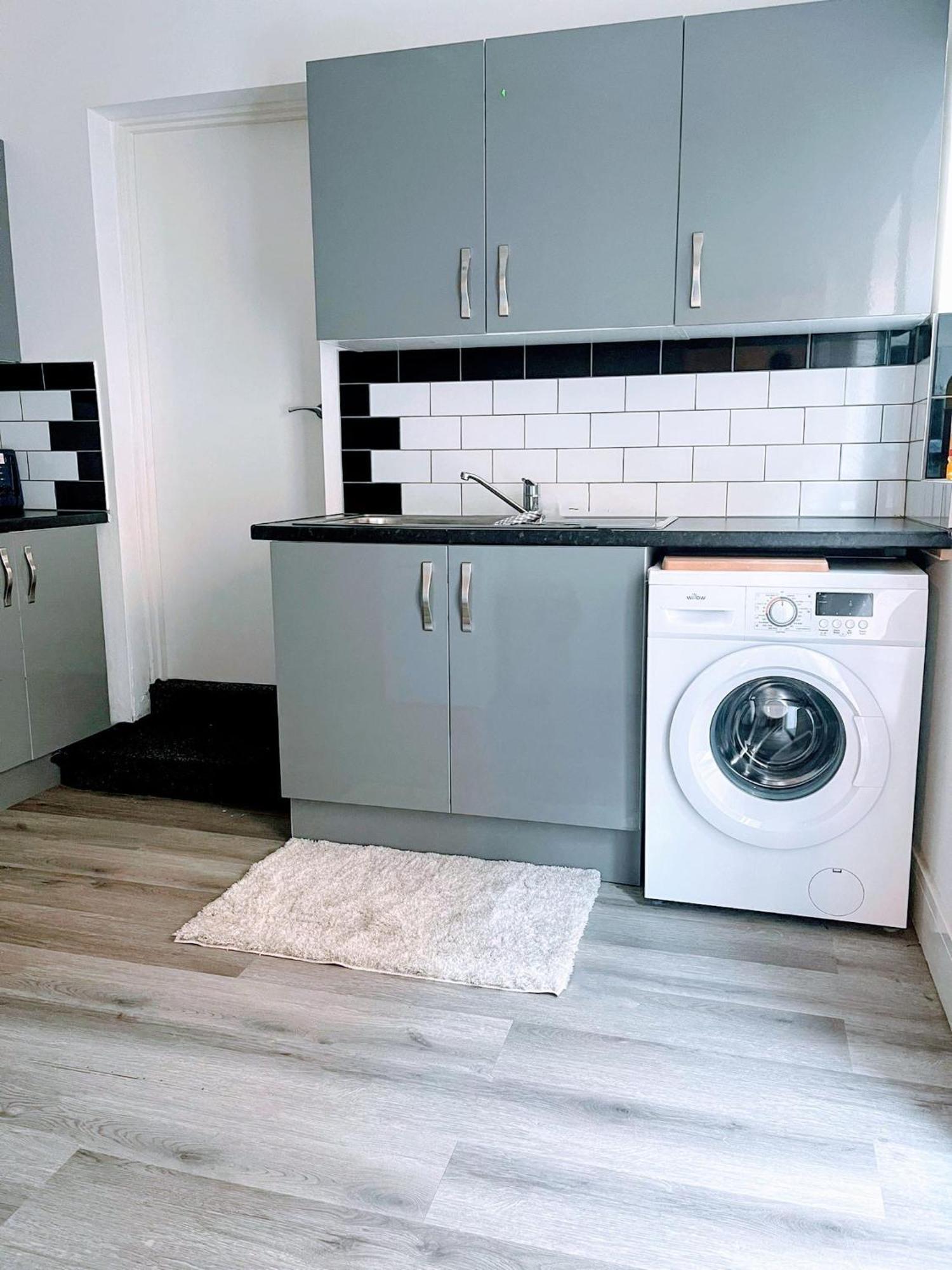 Bay Wind Apartment มอร์คัมบ์ ภายนอก รูปภาพ